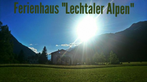 Гостиница Ferienhaus Lechtaler Alpen, Бах